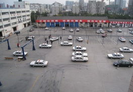 驾校招生普增近两成 限购难限市民学车高热情