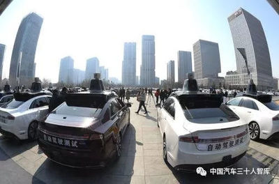 探营北京自动驾驶封闭测试场 | 繁忙的海淀驾校,预约很难,需要“包场”